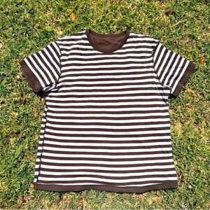Vintage late y2k Old Navy Reversible Brown and Gray Striped Short Sleeve Tee